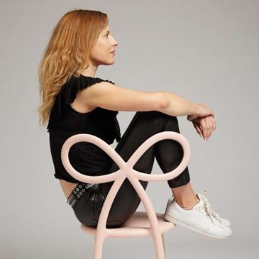 Qeeboo Ribbon Chair stolica...