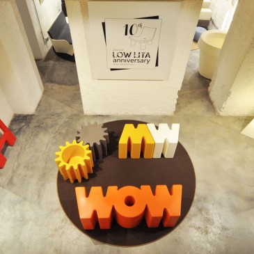 Wow bench by Slide foto set