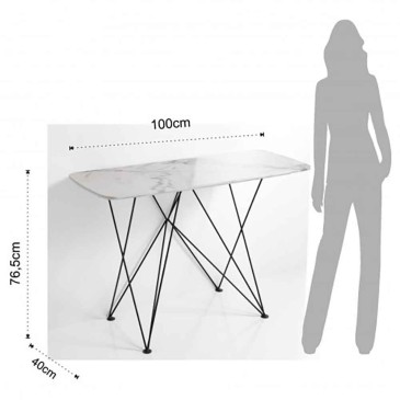 Spillo Mramorna konzola tvrtke Tomasucci s pločom od MDF-a s efektom mramora i mat crnom čeličnom strukturom