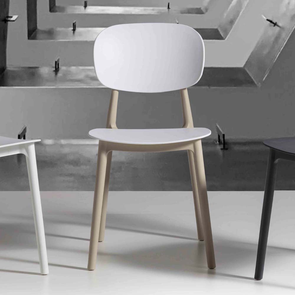 The Seggiola modern chair Fly available in two finishes | kasa-store