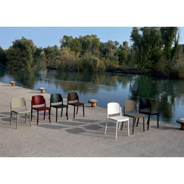 Colos Piazza 1 and Piazza 2 set of 4 polypropylene chairs | kasa.store