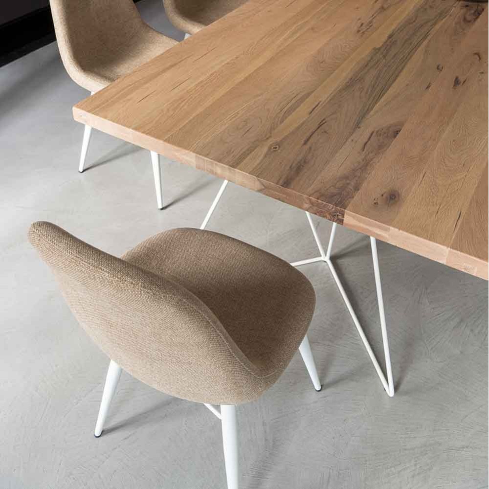 Silla Love fabricada en Italia adecuada para salón y cocina. kasa-store