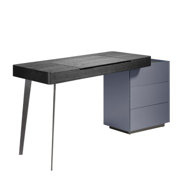 Home working desk by Angel Cerda