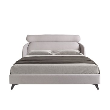 Modern tweepersoonsbed met een zacht en comfortabel design