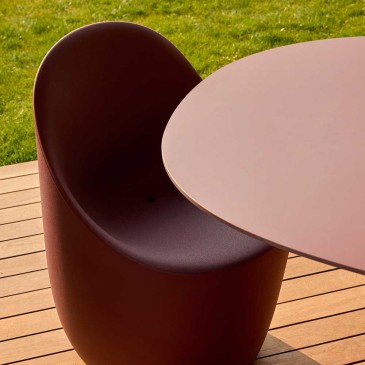 Outdoor chairs designed by Elisa Giovannoni for Qeeboo