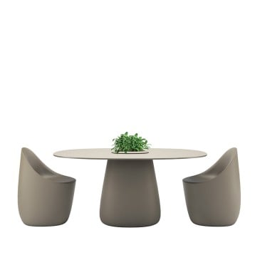 Mesa elegante e robusta da linha Cobble da Qeeboo