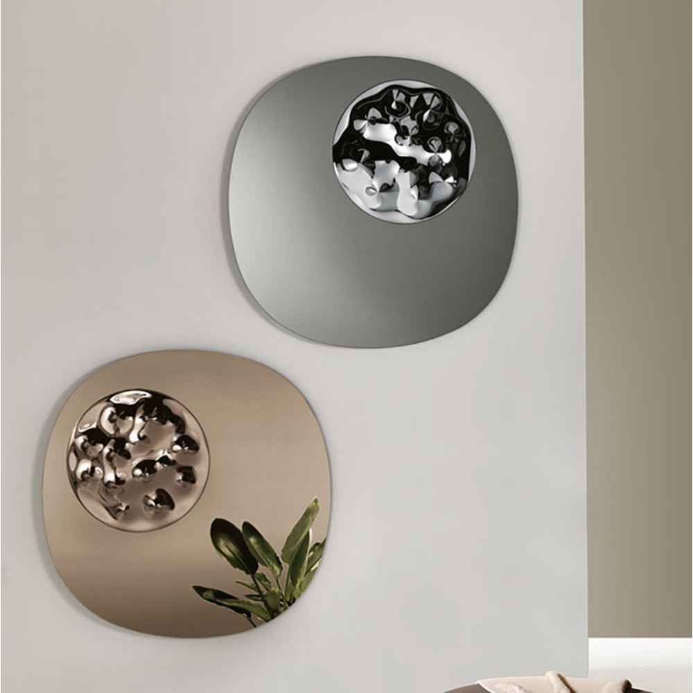 Miroir en forme de bijou de Capodarte adapté à un mobilier luxueux