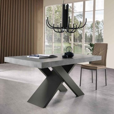 Modern and functional extendable table