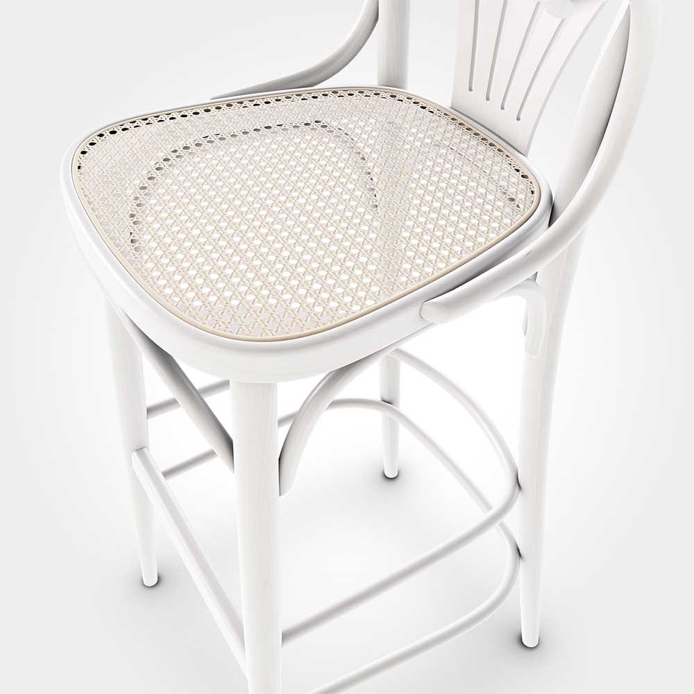 Tabouret de bar polyvalent et raffiné de Ton avec dossier enveloppant