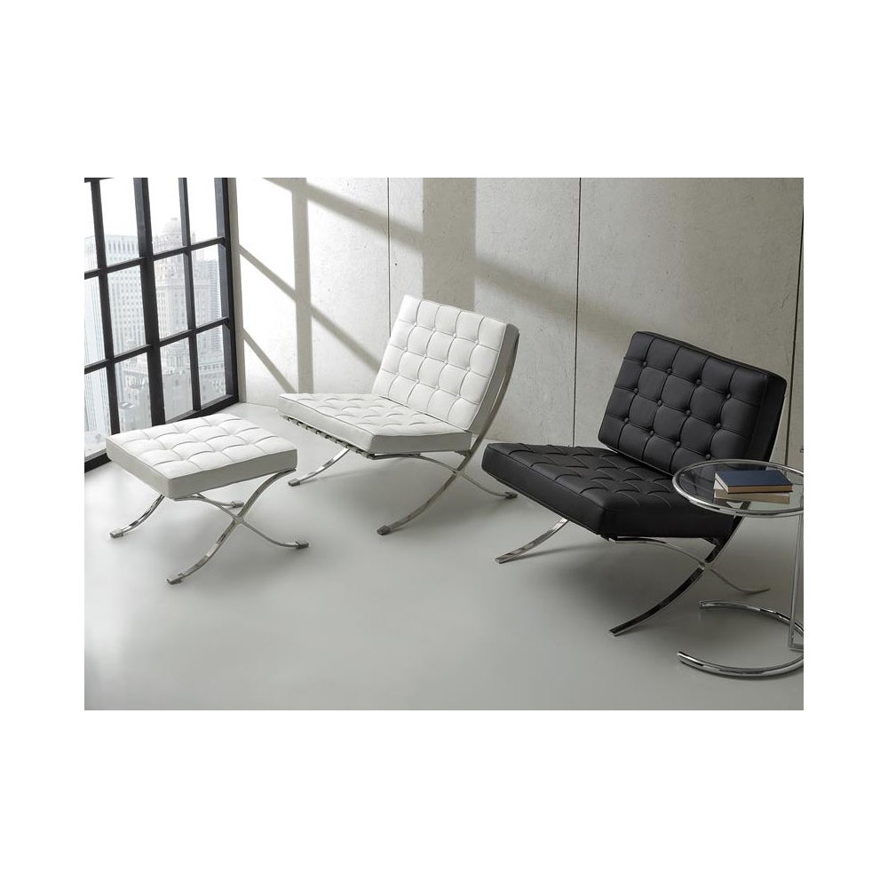 Modern Bikini armchair by La Seggiola with an iconic design