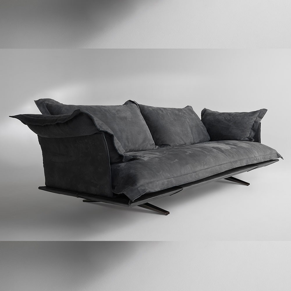 Modellsofa von Albedo mit komplett abnehmbarem Bezug für Wohnzimmer geeignet