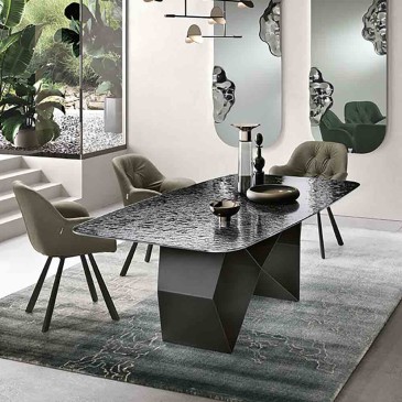 Karl dining table by Capodarte in hammered glass | kasa-store