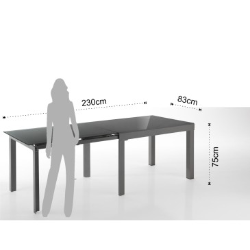 La table extensible Jolly peut accueillir jusqu'à 20 personnes