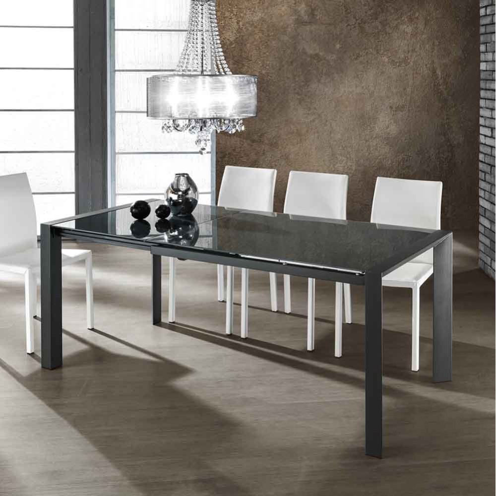 Extendable table Balt by OresteLuchetta with glass top