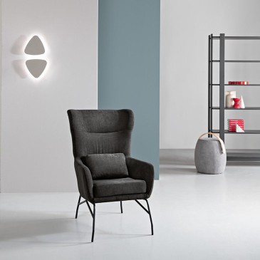 Poltrona FRY Ikone Casa: Elegância e Conforto em Tecido e Metal