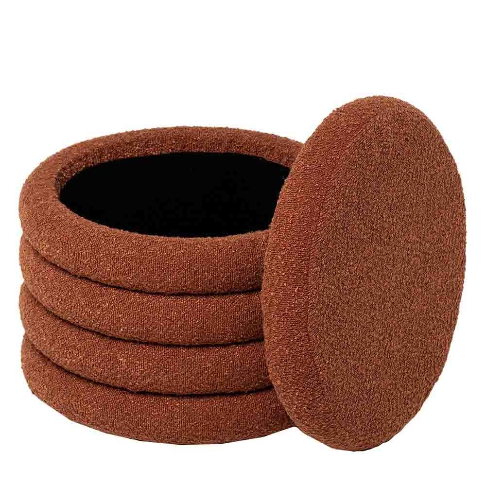 Pouf contenitore Harry di Somcasa rivestito in tessuto shearling