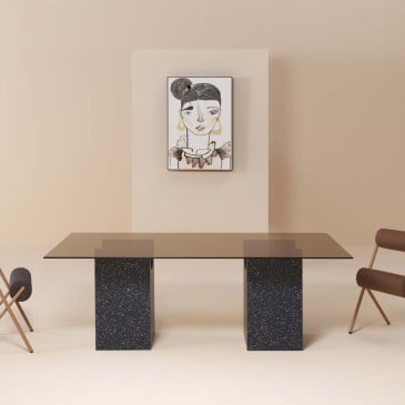 Mesa de design com base IQ Tarkett: Um toque de estilo para sua casa