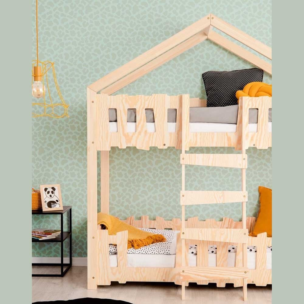 House-shaped bunk bed suitable for children's bedrooms