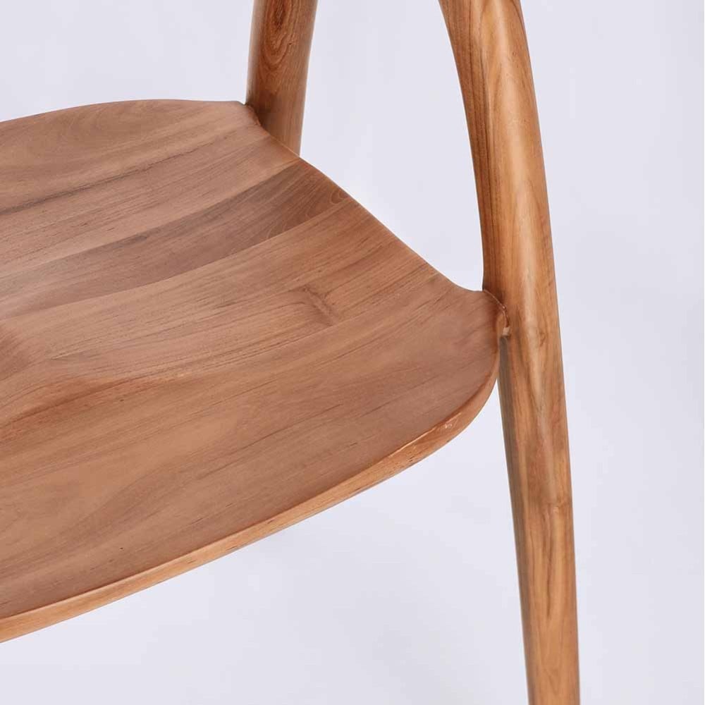 Silla de madera de teca adecuada para ambientes escandinavos | Tienda Kasa