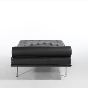 Re-edition of Barcellona day room bed by Ludwig Mies van der Rohe in genuine Italian leather