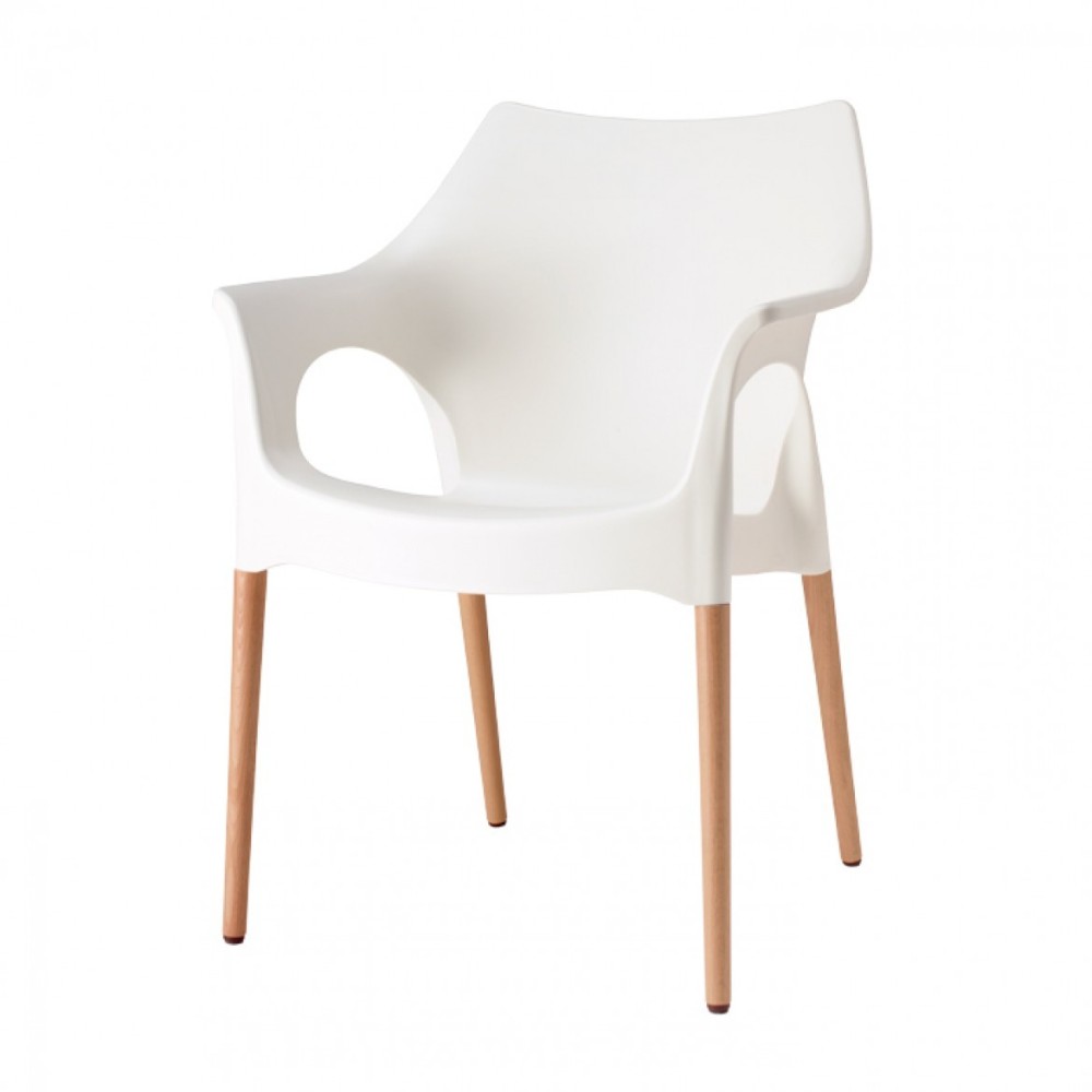 Chaise Ola blanche naturelle avec accoudoirs par Scab